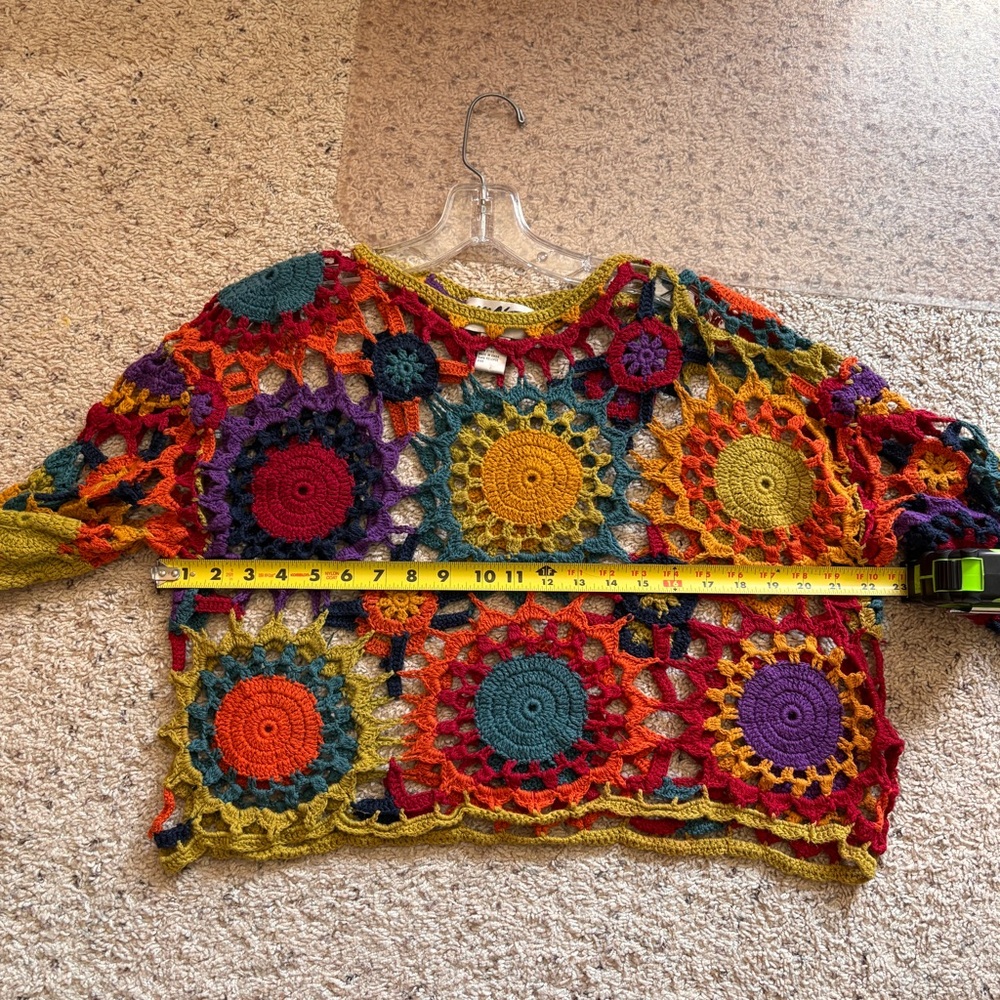 Colorful Crochet Crop Top L - Picture 4 of 6